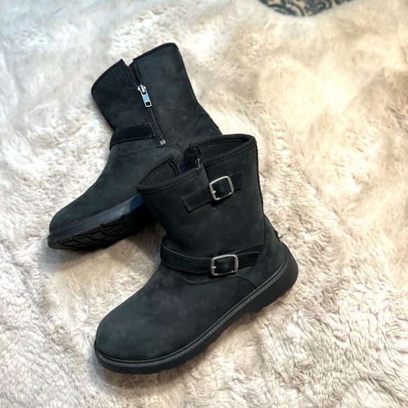 UGG® Kids' Kinzey Weather Zip-Up Winter Boots - Picture 2 of 11
